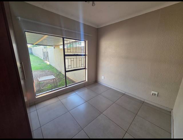 3 BEDROOM TOWNHOUSE TO LET IN KAALPLAATS